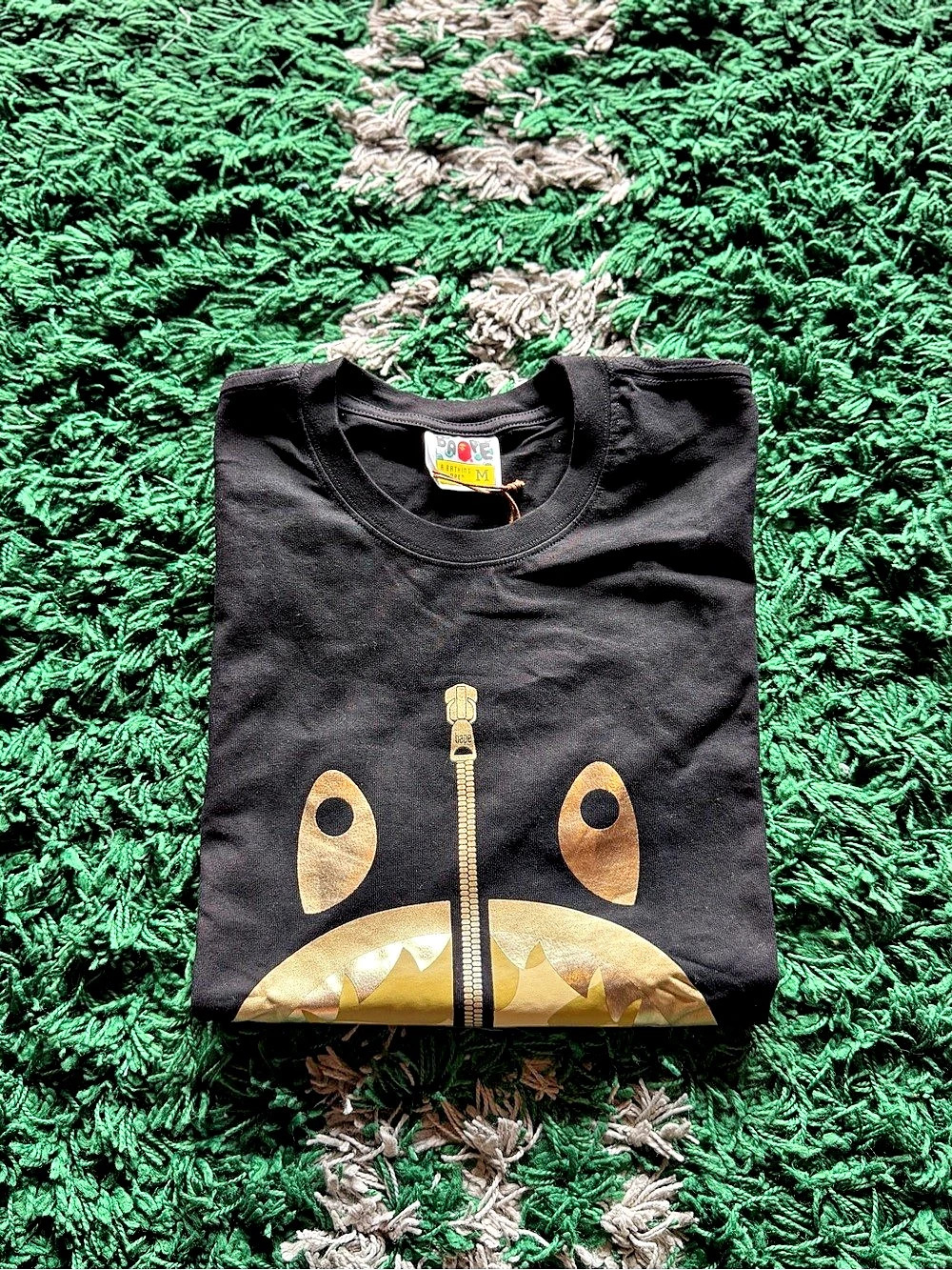 A Bathing Ape BAPE Colors Gold Zip Shark Tee Black